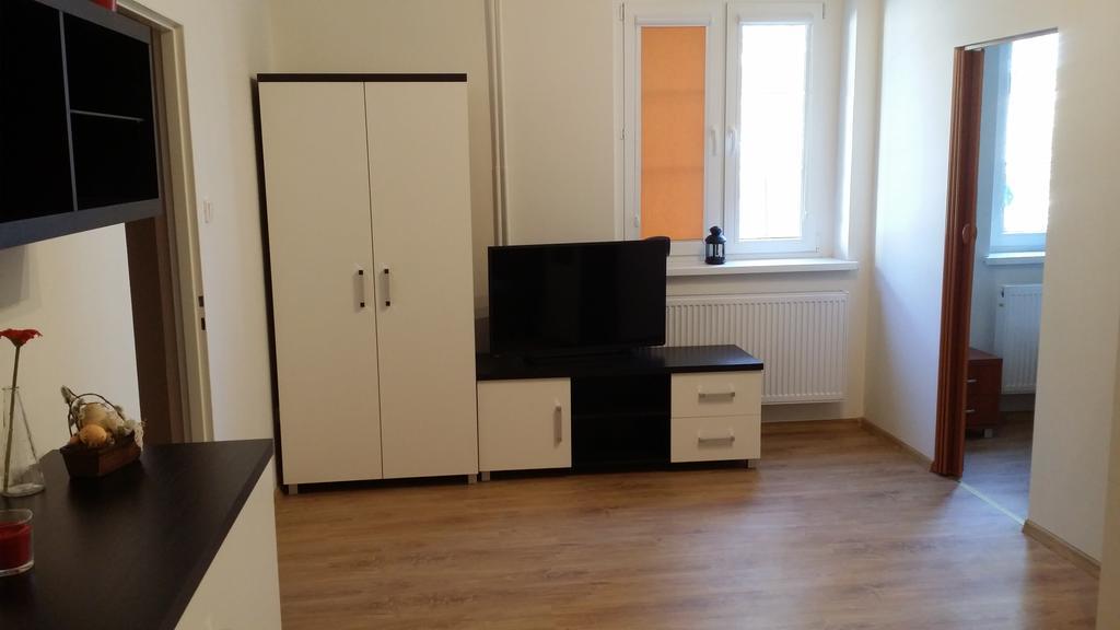 Apartament Prabuty Apartment Luaran gambar